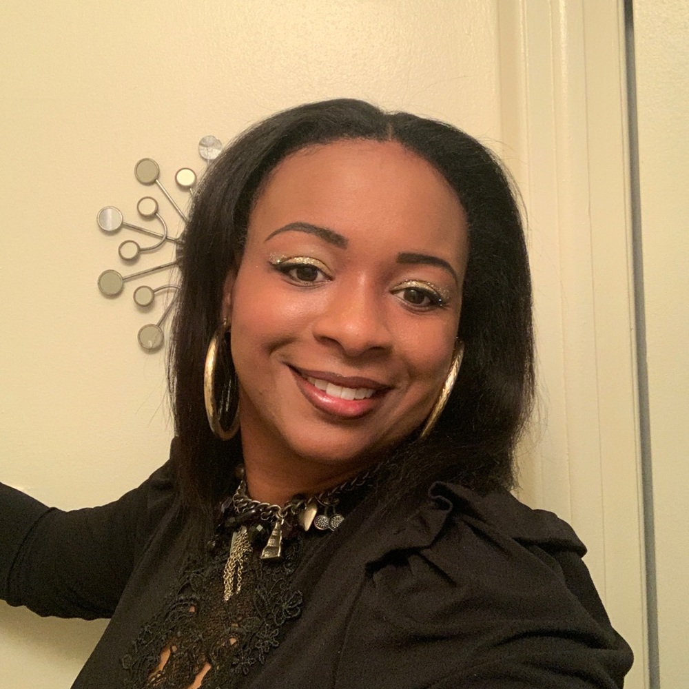 Meet your Posher, Aleta